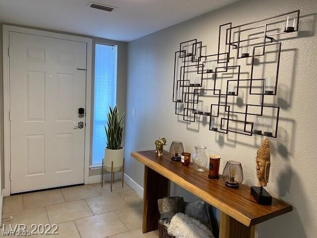 Foto del edificio - 682 Oakmont Ave