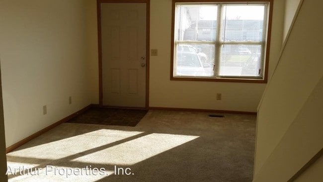 Building Photo - 218 Marley Ln