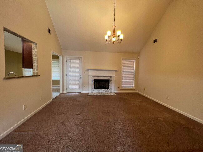 Building Photo - 1128 Chateau Terrace