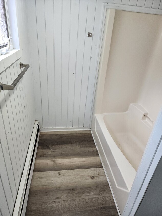 20 Riverside St Unit 2, Brockton, MA 02302 Apartments in Brockton, MA