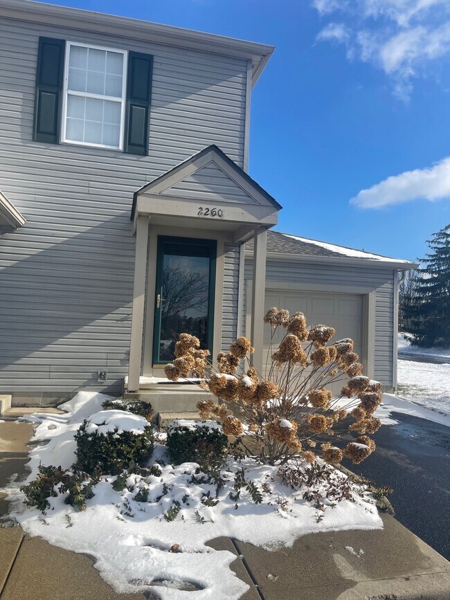 Building Photo - 2260 Sandman Dr