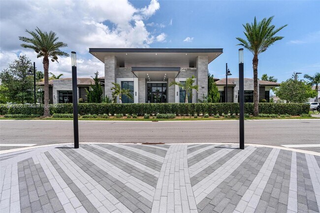 Foto del edificio - 4745 NW 84th Ct