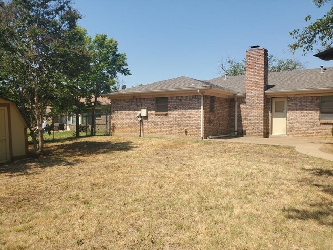 Foto del edificio - 928 Prestwick St