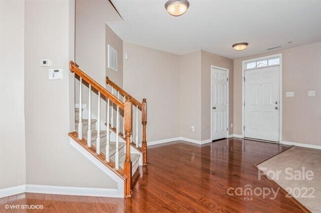 Foto del edificio - 7540 Turley Ridge Ln