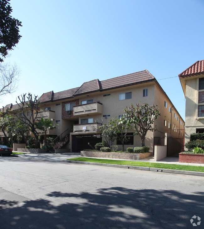Building Photo - Tujunga Apartments