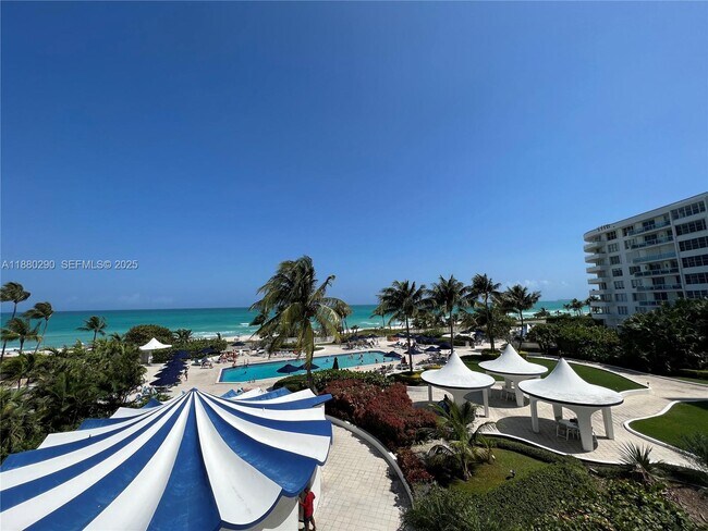 Foto del edificio - 5161 Collins Ave