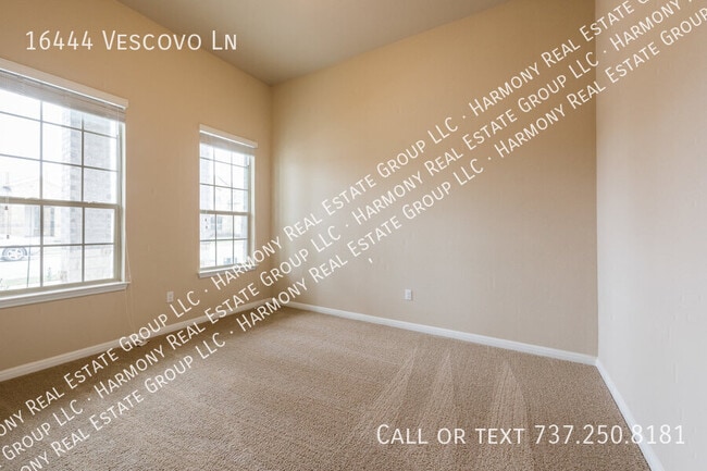 Foto del edificio - 16444 Vescovo Ln