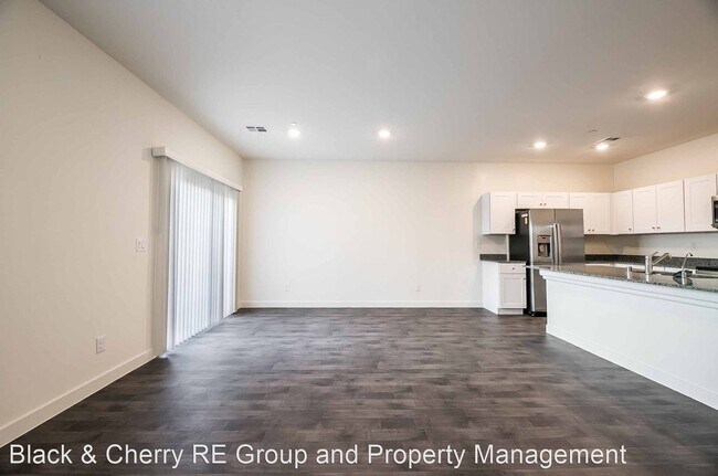 Building Photo - 3 br, 2 bath House - 12749 Epperly St