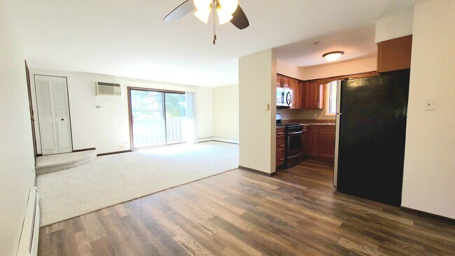 Foto del edificio - 721 W 65th St