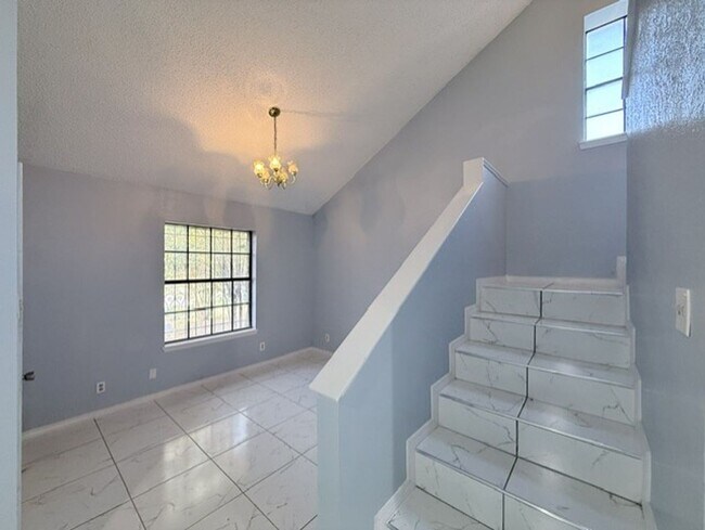Foto del edificio - 1423 Agave Dr