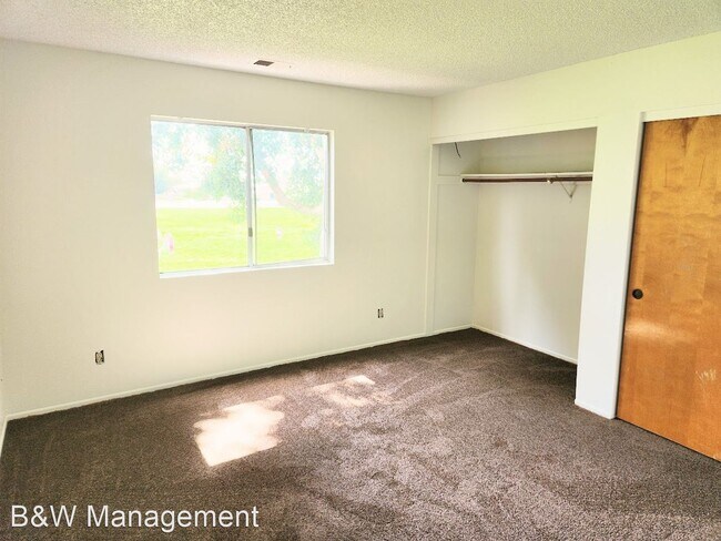 Foto del edificio - 3 br, 2.5 bath House - 536 Bakeman Lane