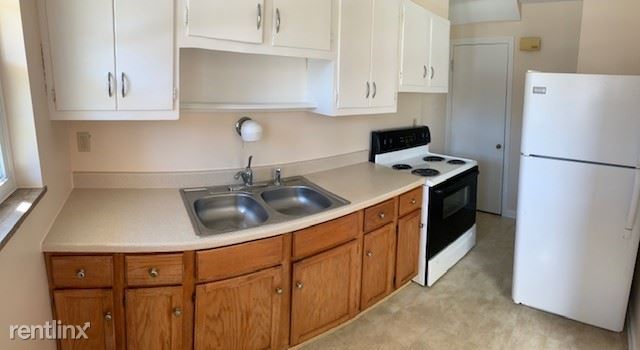 Building Photo - 2 br, 1 bath Townhome - 2057 Harwitch Rd.