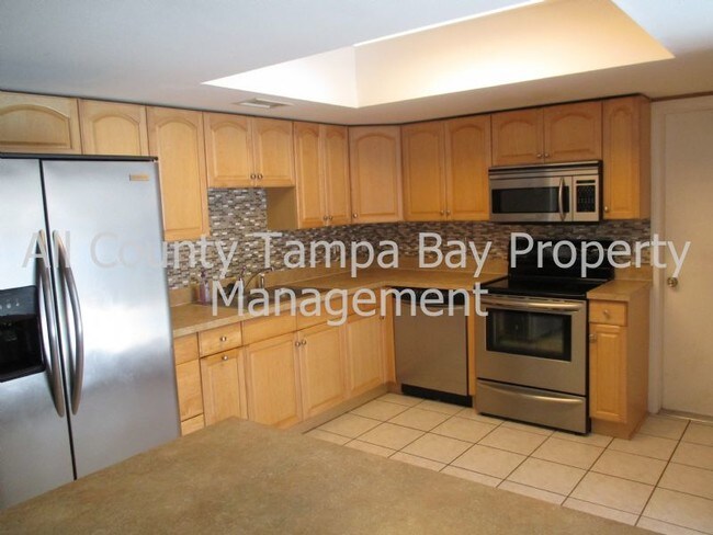 Foto del edificio - 4302 Hollow Hill Dr