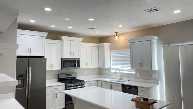 Building Photo - Spacious Two-Level Home with Modern Touches