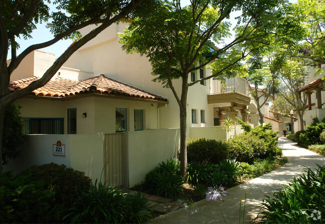 Rancho Franciscan Senior Apartments photo'