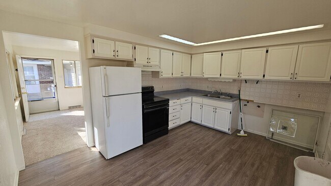 Foto del edificio - Multi Family Ranch Home in Westminster