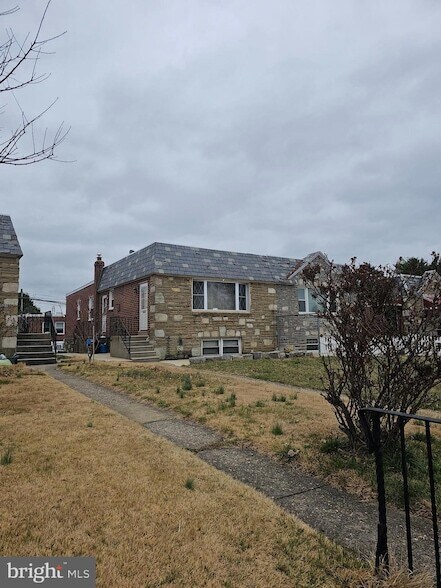 Foto del edificio - 7719 Dungan Rd