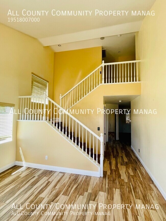 Foto del edificio - Beautiful Two Story Home In Menifee!