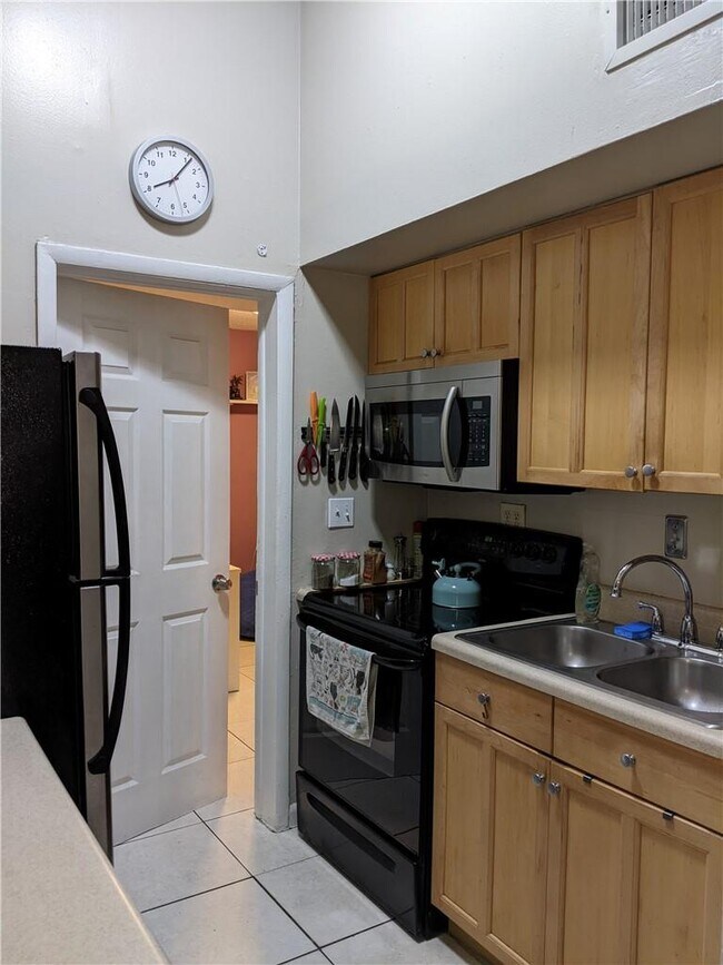 Foto del edificio - 2181 SW 81st Ave
