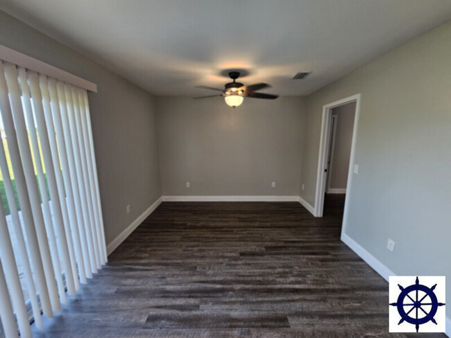Building Photo - 4415 College Station Rd.