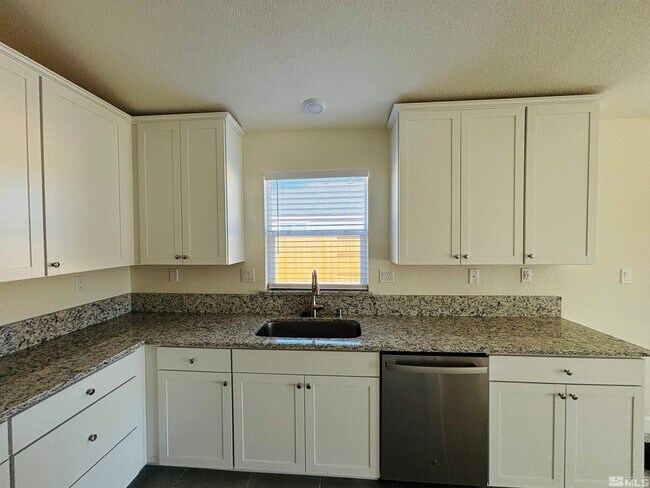 Building Photo - 2218 Cheetah Creek Dr