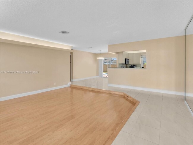 Foto del edificio - 14230 SW 74th Terrace