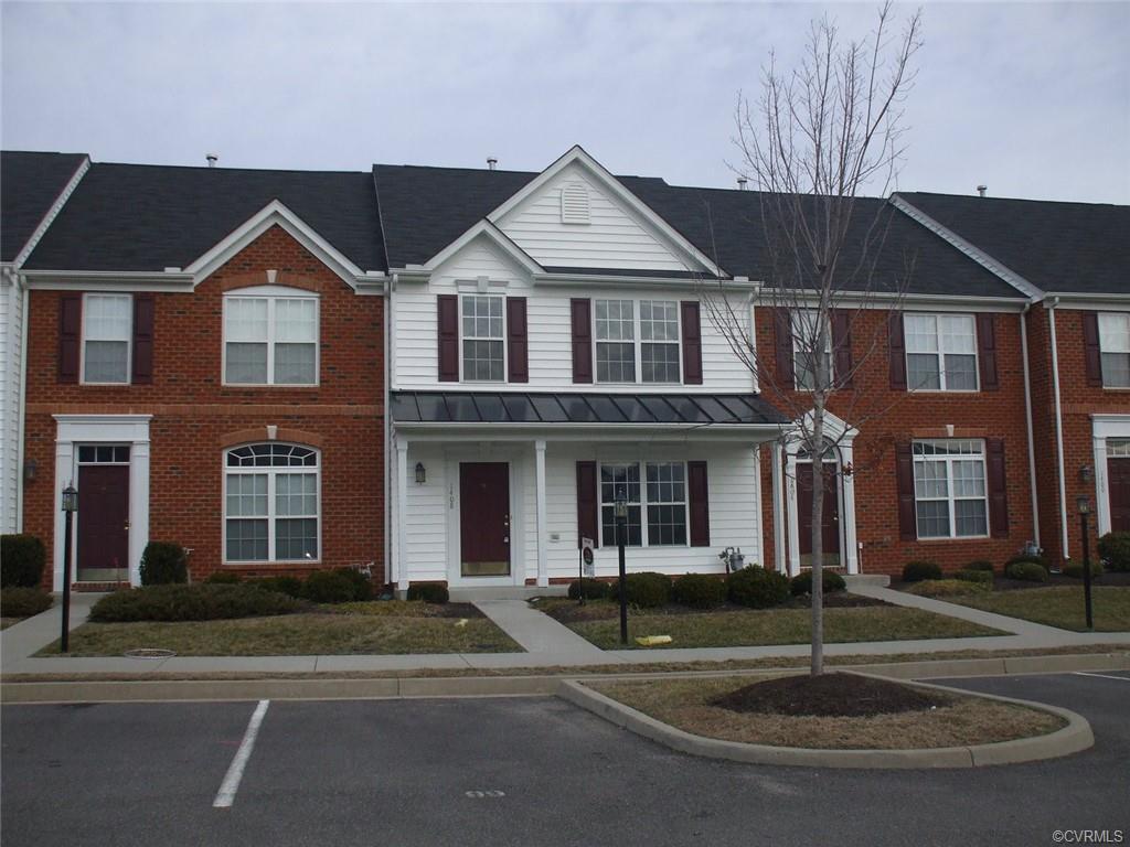 Primary Photo - 1408 New Haven Ct