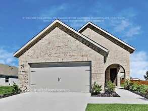Building Photo - 1638 Luckenbach Dr