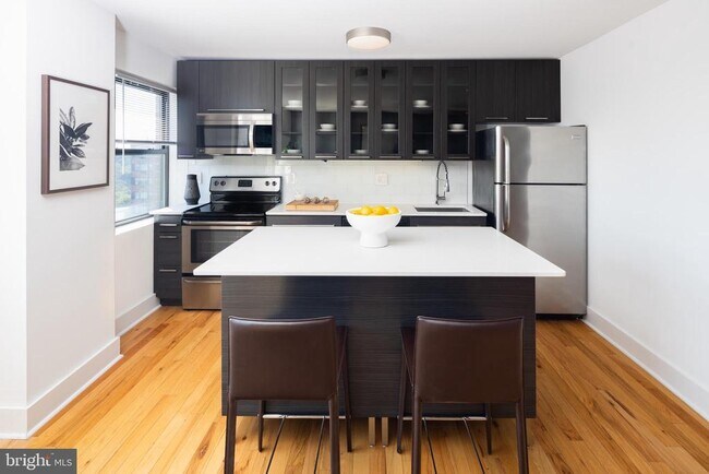 Foto del edificio - 633 W Rittenhouse St