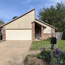 Building Photo - 13997 S Hickory Pl