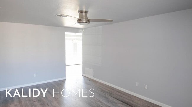 Building Photo - 3216 SW 82nd St