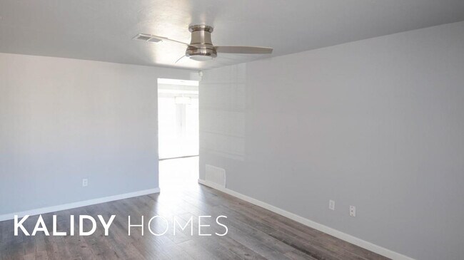 Foto del edificio - 3216 SW 82nd St