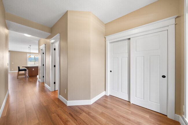 Foto del edificio - 4725 SE 28th Ave