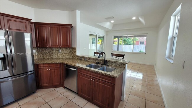 Foto del edificio - 1158 NW 135th Ct