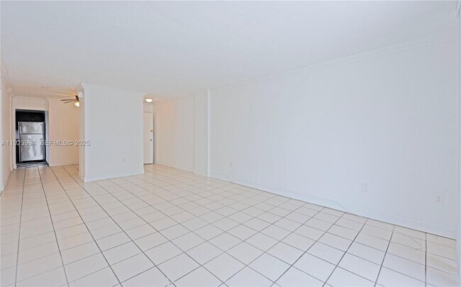 Building Photo - 4142 N Jefferson Ave