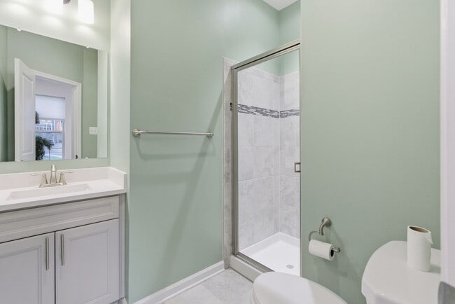 Building Photo - Amazing 3 BR/3.5 BA Townhome in Jessup!