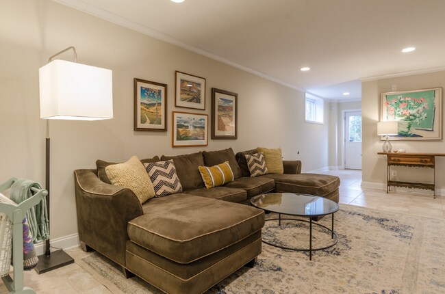 Foto del edificio - 1401 Seneca Pl