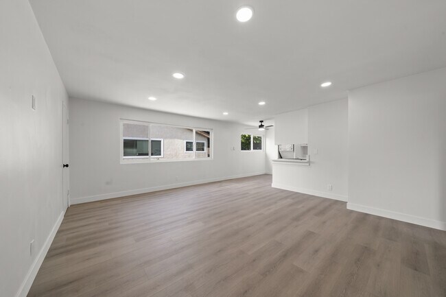 Foto del edificio - 3444 E Wilton St