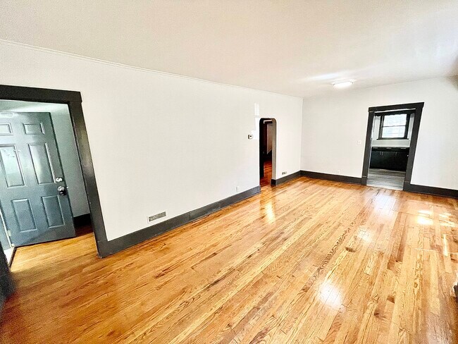 Building Photo - 5315 N 26th St