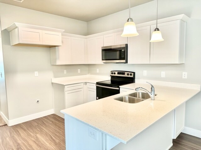 Building Photo - 13528 Commodus Dr