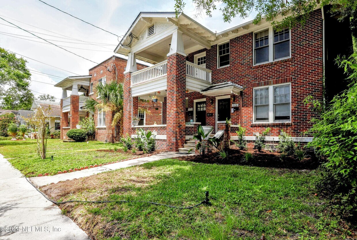 Primary Photo - 2731 Herschel St