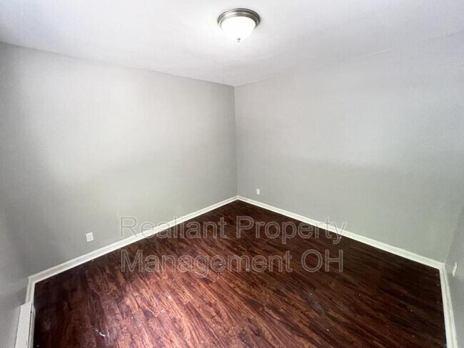 Foto del edificio - 1733 Grand Ave
