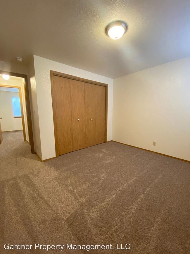 Building Photo - 3701 W Morris Hill Rd