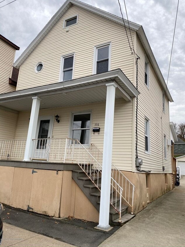 116 E Elm St, Dunmore, PA 18512 House Rental in Dunmore, PA