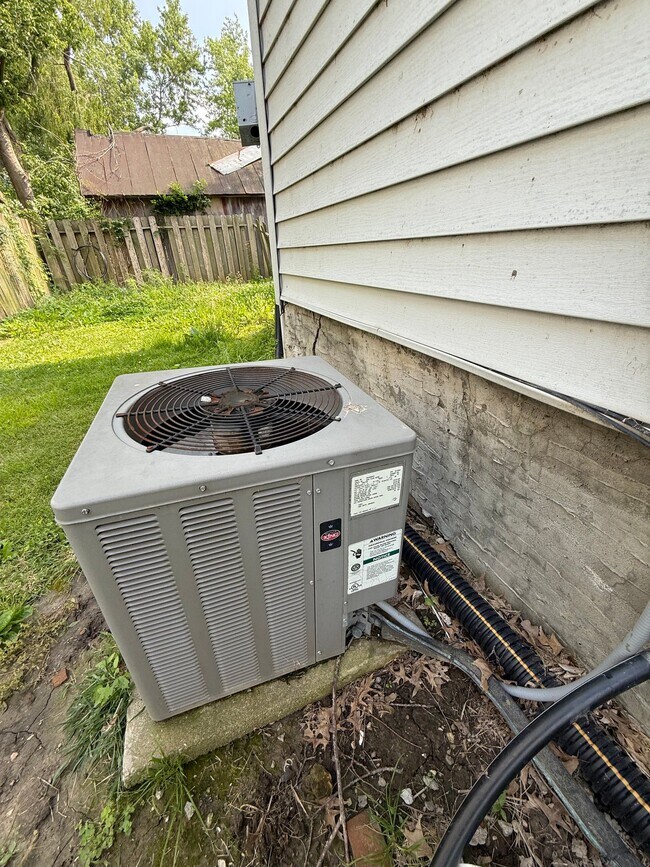 Foto del edificio - 26 E 1st St