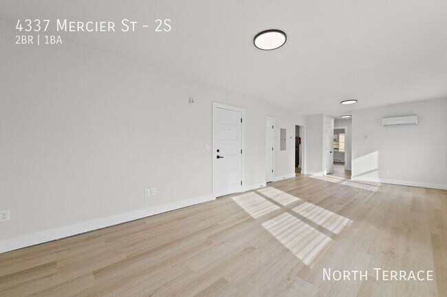 Building Photo - 4337 Mercier St