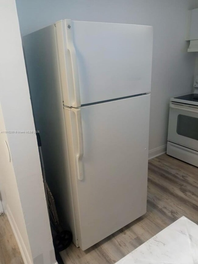 Foto del edificio - 5201 NW 7th St