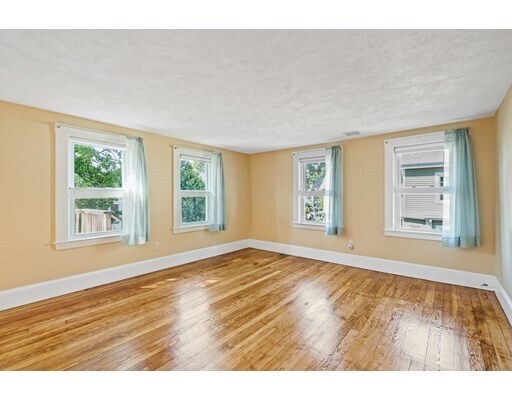 Building Photo - 51 Pleasant St