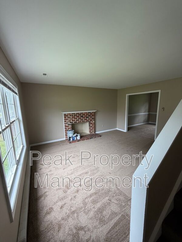 Foto del edificio - 236 Chessington Rd