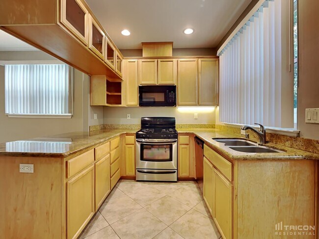 Foto del edificio - 2280 South Dr
